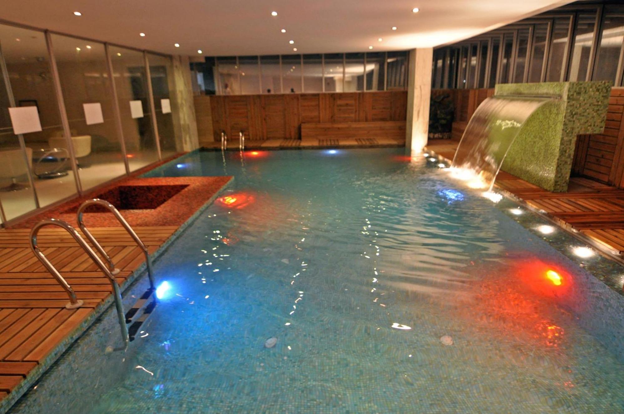 คอมเทมโพรารี่ ไฮท์ รีสอร์ต แอนด์ โฮเต็ล Aparthotel ธากา สิ่งอำนวยความสะดวก รูปภาพ